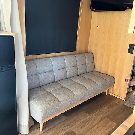 Laivamajoitukset Aava Floating 42 *